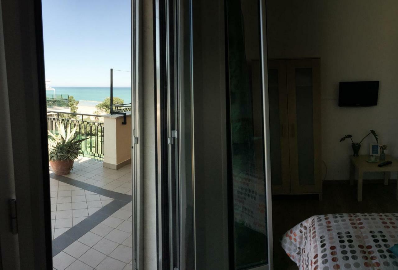 L'Ancora B&B Montesilvano Marina Exterior foto